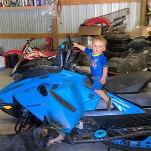 Meet your Posher, Taylor